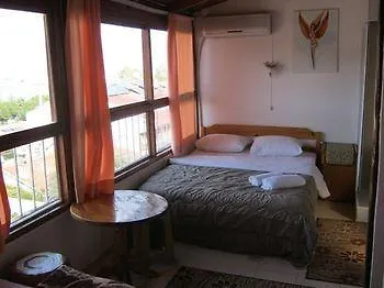Ferah Hostel Monica'S Place Fethiye