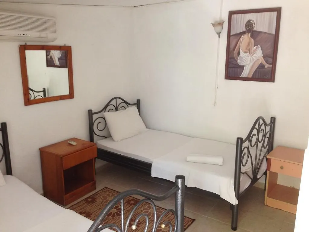 Ferah Hostel Monica'S Place Fethiye 0*,  Tyrkiet