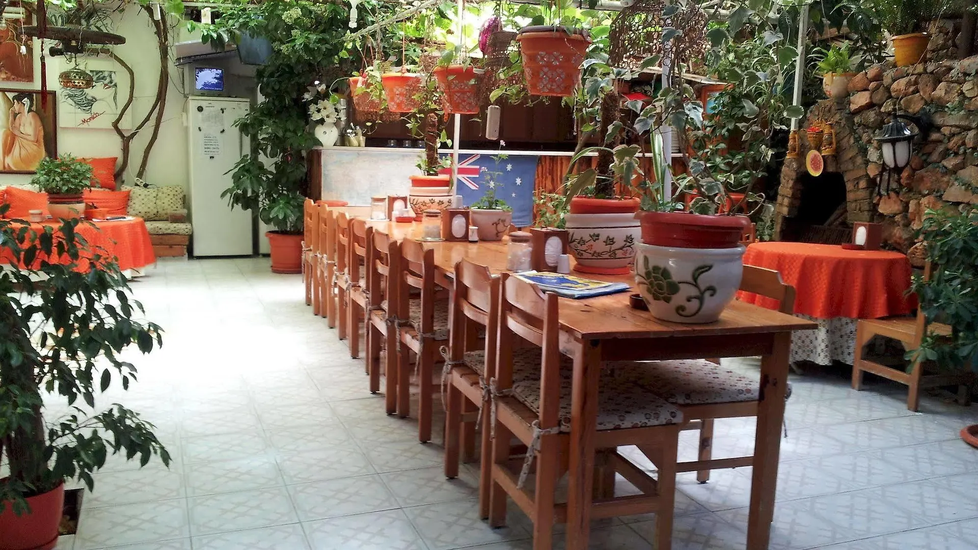 Ferah Hostel Monica'S Place Fethiye